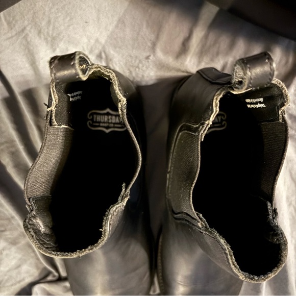 Thursday Boot Co Size 10 Duchess Chelsea Black Leather Pull On Boots EUC - Picture 4 of 12